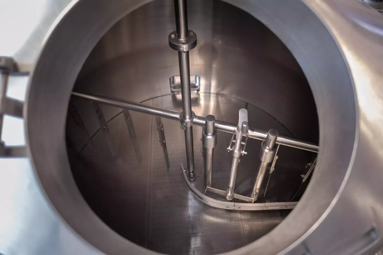 VÝROBA PIVA A PIVOVARSKÉ TECHNOLOGIE